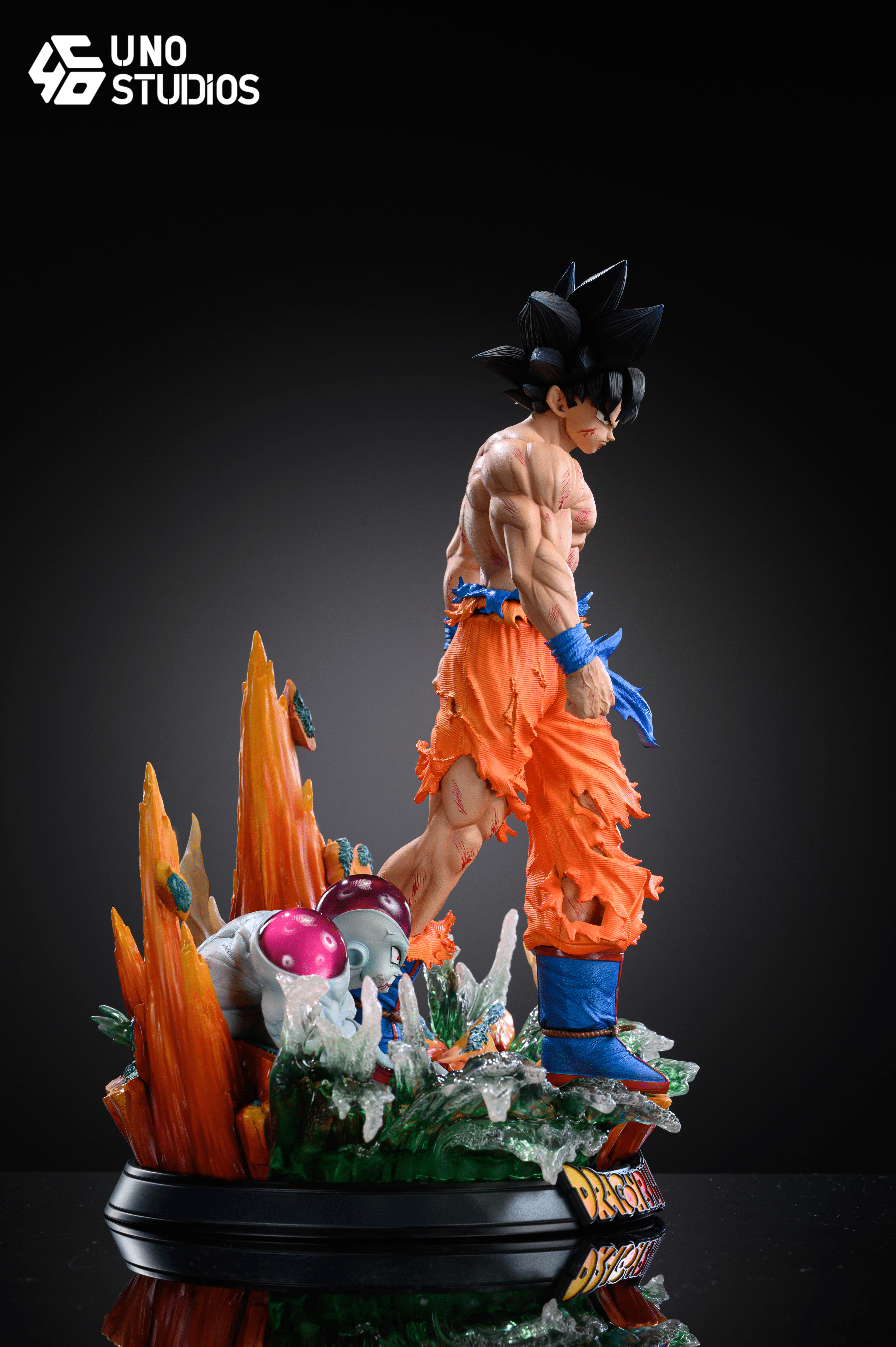 UNO Studio - Dragon Ball 1/5 Goku VS Frieza