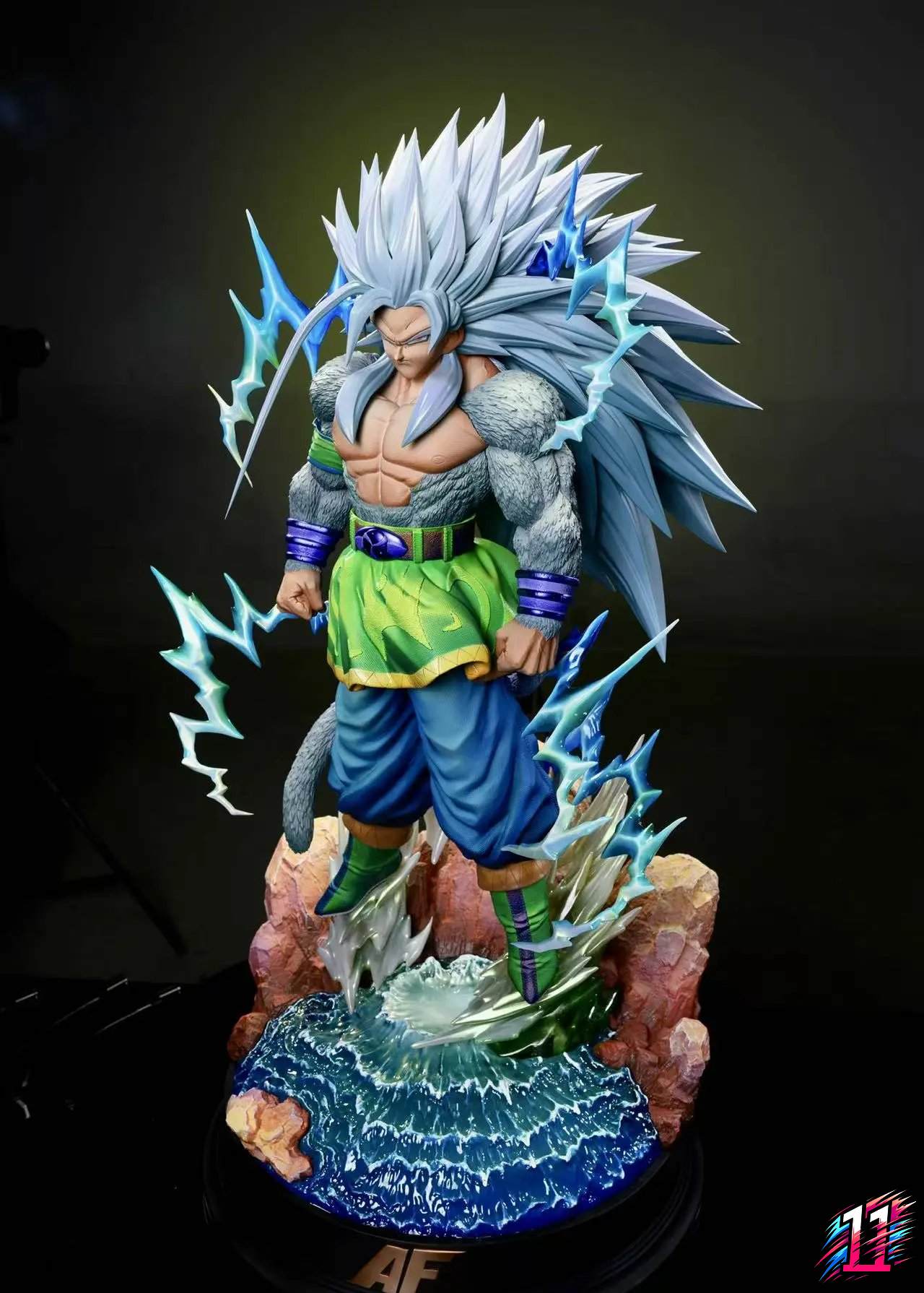 YAMCHA Studio - Son Goku Super Saiyan 5 Dragon Ball
