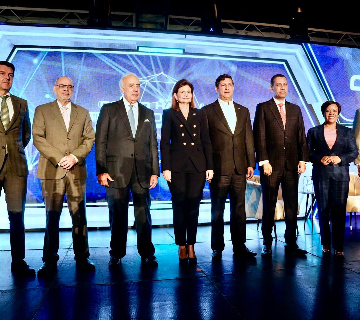 Presidente del INDOTEL anuncia encendido de la Televisión Terrestre Digital será en diciembre – El Nuevo Diario (República Dominicana) Presidente del INDOTEL anuncia encendido de la Televisión Terrestre Digital será en diciembre – El Nuevo Diario (República Dominicana)