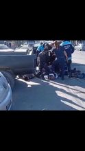 Roban una casa y caen tras persecución, choque y vuelco Roban una casa y caen tras persecución, choque y vuelco