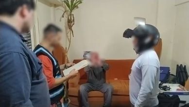 Tiraba desde un balcón con un aire comprimido, lo allanaron y quedó en libertad Tiraba desde un balcón con un aire comprimido, lo allanaron y quedó en libertad