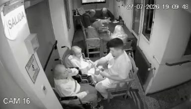 Buscan a enfermero acusado de maltratar a abuelos de un geriátrico Buscan a enfermero acusado de maltratar a abuelos de un geriátrico