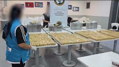 Llevaba 100kg de marihuana en el auto y quiso sobornar a la policía Llevaba 100kg de marihuana en el auto y quiso sobornar a la policía