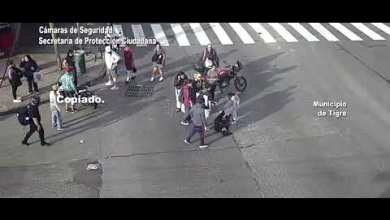 Detienen a dos motochorrss armados y con drogas tras atropellar a un peatón Detienen a dos motochorrss armados y con drogas tras atropellar a un peatón