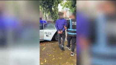 Detuvieron a dos hombres por estafar a una jubilada con el “cuento del tío” Detuvieron a dos hombres por estafar a una jubilada con el “cuento del tío”