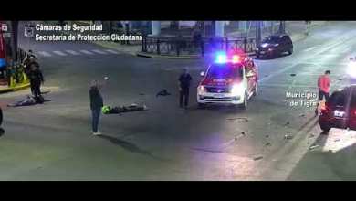 Vuelan por el aire dos motociclistas en impactante choque en Pacheco Vuelan por el aire dos motociclistas en impactante choque en Pacheco