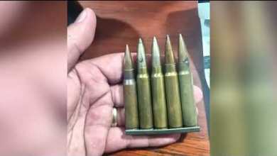 Lo detuvieron por violencia de género y tenía un arsenal Lo detuvieron por violencia de género y tenía un arsenal