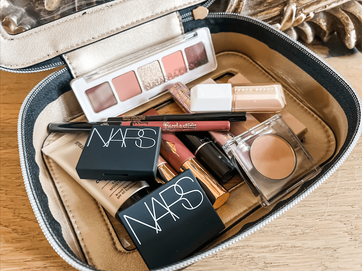 Best Travel Sized Makeup for the Jet Setter Best Travel Sized Makeup for the Jet Setter
