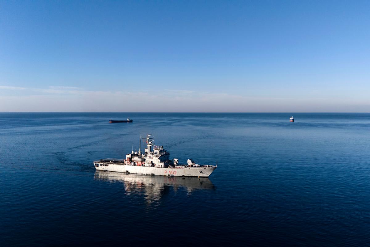 Albania receives naval ship from Italy to boost military and NATO missions Albania receives naval ship from Italy to boost military and NATO missions