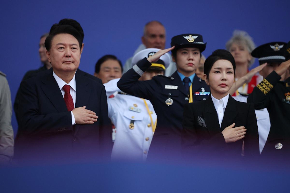 Law scholars refute S.Korea leader’s claim about legality of parliament move to probe wife Law scholars refute S.Korea leader’s claim about legality of parliament move to probe wife