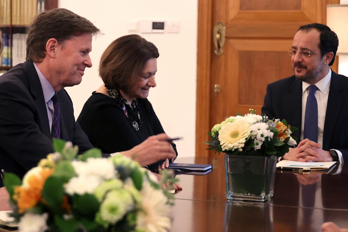 Ethnically split Cyprus’ rival leaders say they’re ready for UN-led meeting to restart peace talks Ethnically split Cyprus’ rival leaders say they’re ready for UN-led meeting to restart peace talks