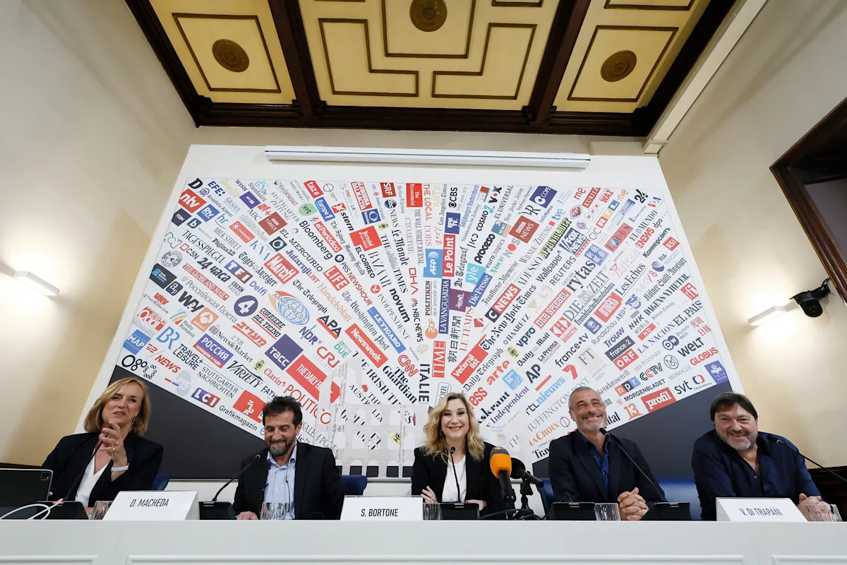 Italy’s Meloni offers solidarity with journalist after explosive device targets his car Italy’s Meloni offers solidarity with journalist after explosive device targets his car