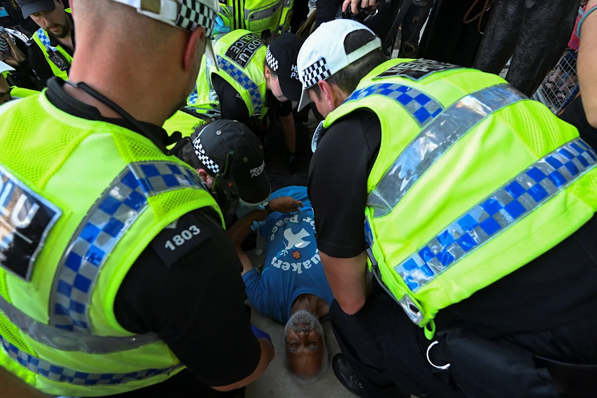 UK police arrest at least 200 people at Palestine Action protest in London UK police arrest at least 200 people at Palestine Action protest in London