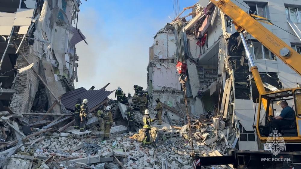 Putin vows retaliation after accusing Ukraine of hitting student dormitory Putin vows retaliation after accusing Ukraine of hitting student dormitory