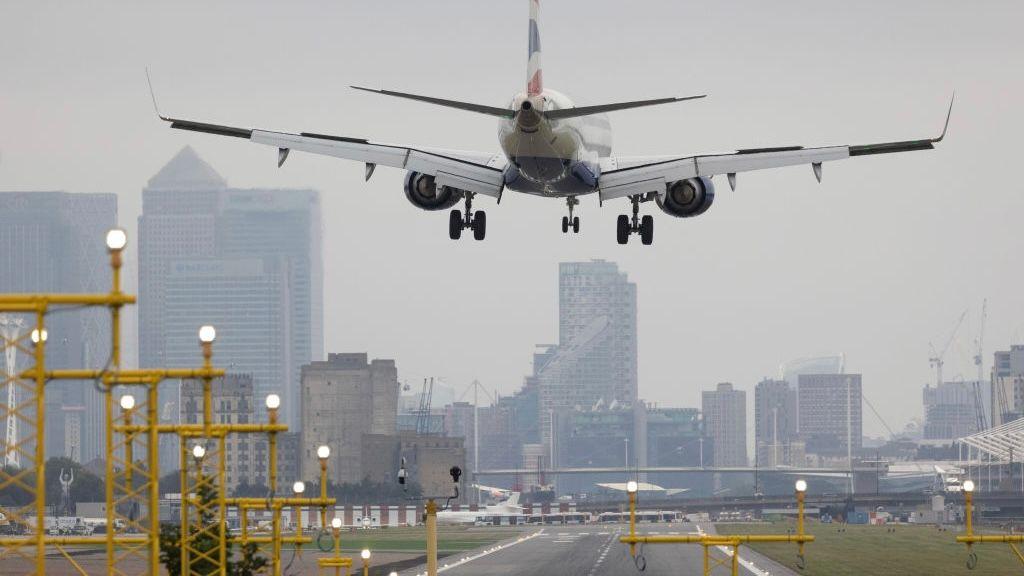 Airlines can cancel flights in advance over fuel shortages under new plans Airlines can cancel flights in advance over fuel shortages under new plans