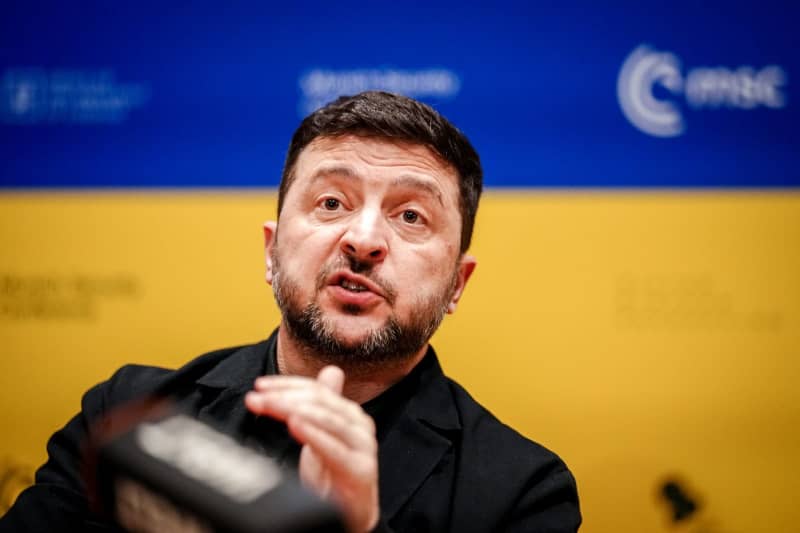 Zelensky warns of further Russian attacks on energy facilities Zelensky warns of further Russian attacks on energy facilities
