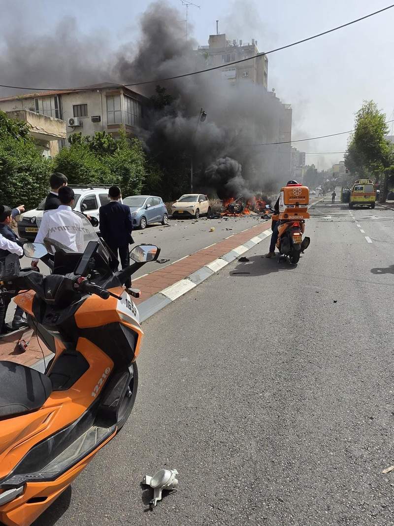 IDF confirms Iranian missile fragments hit near Kirya, multiple cars ablaze in Ramat Gan IDF confirms Iranian missile fragments hit near Kirya, multiple cars ablaze in Ramat Gan