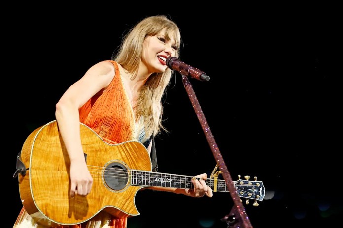 Taylor Swift Embraces Fan Reactions to ‘The Life of a Showgirl’ Taylor Swift Embraces Fan Reactions to ‘The Life of a Showgirl’