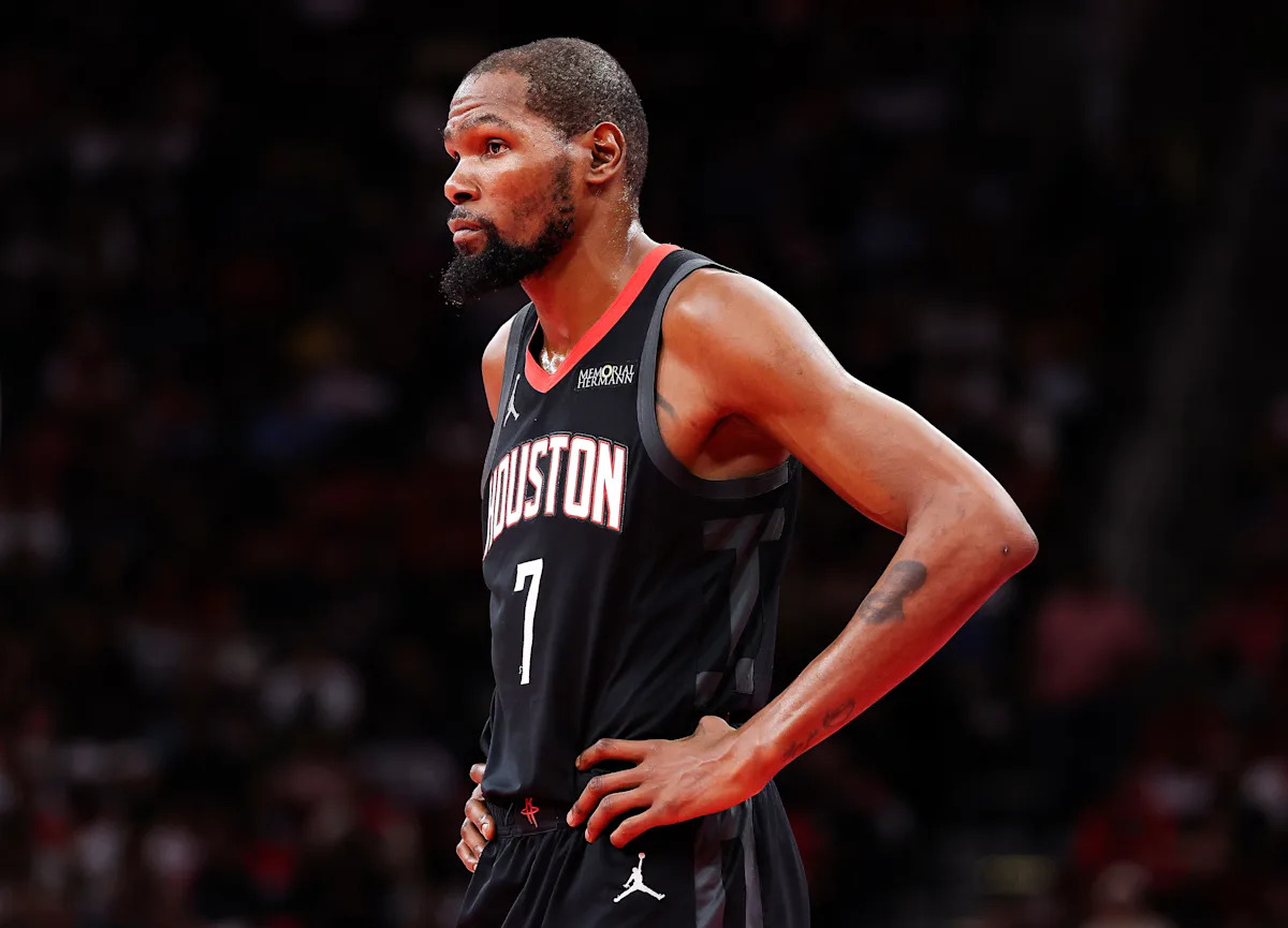 Houston’s Kevin Durant will miss 2 games due to family matters Houston’s Kevin Durant will miss 2 games due to family matters