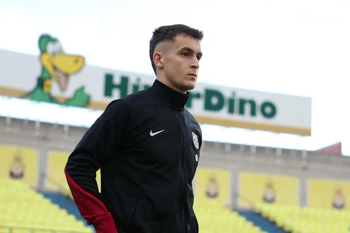 Arsenal Have Set Their Sights On This Barcelona Midfielder: Should Arteta Launch A Move For Him? Arsenal Have Set Their Sights On This Barcelona Midfielder: Should Arteta Launch A Move For Him?