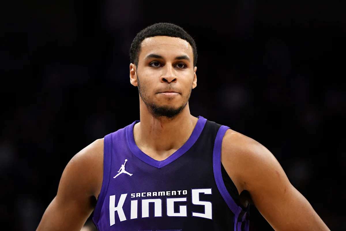 Kings F Keegan Murray out for 4-6 weeks with torn UCL in left thumb, will miss start of season Kings F Keegan Murray out for 4-6 weeks with torn UCL in left thumb, will miss start of season