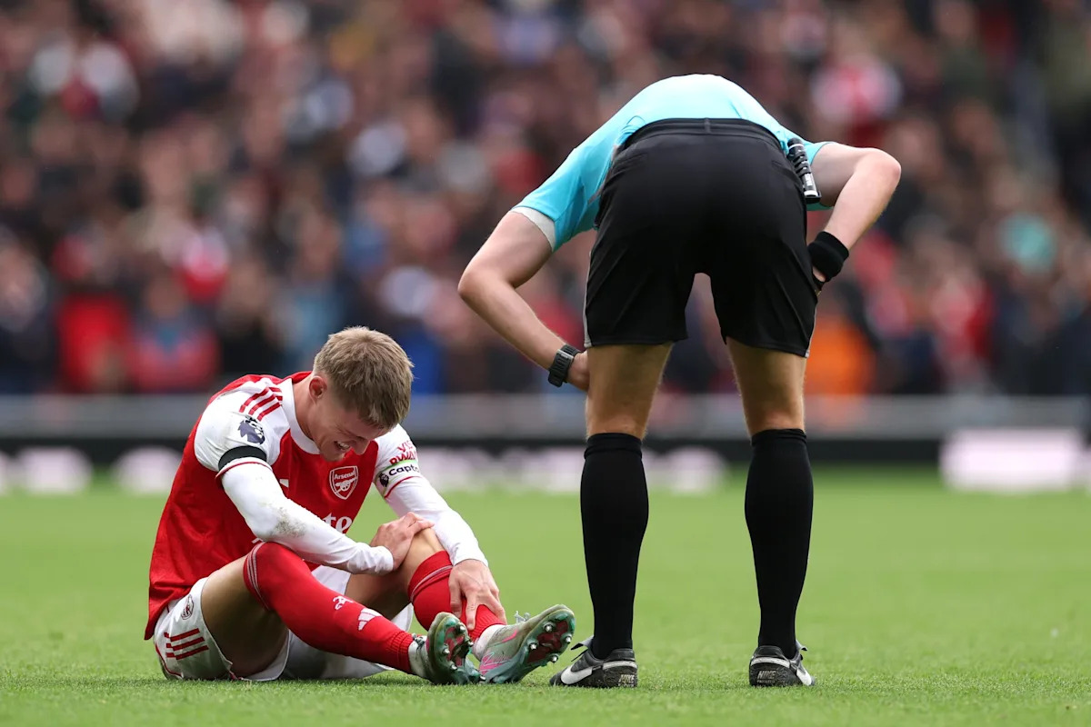 Arsenal’s Martin Ødegaard ruled out until mid-November with knee injury Arsenal’s Martin Ødegaard ruled out until mid-November with knee injury