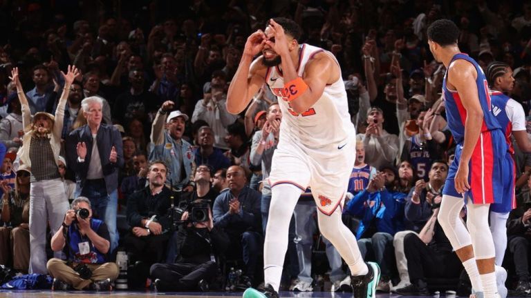 Knicks wrest Game 1 away from Pistons with 21-0 run Knicks wrest Game 1 away from Pistons with 21-0 run