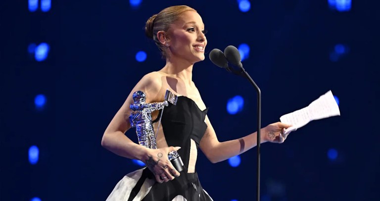 Ariana Grande wins Video of the Year following performances by Lady Gaga, Mariah Carey and others Ariana Grande wins Video of the Year following performances by Lady Gaga, Mariah Carey and others