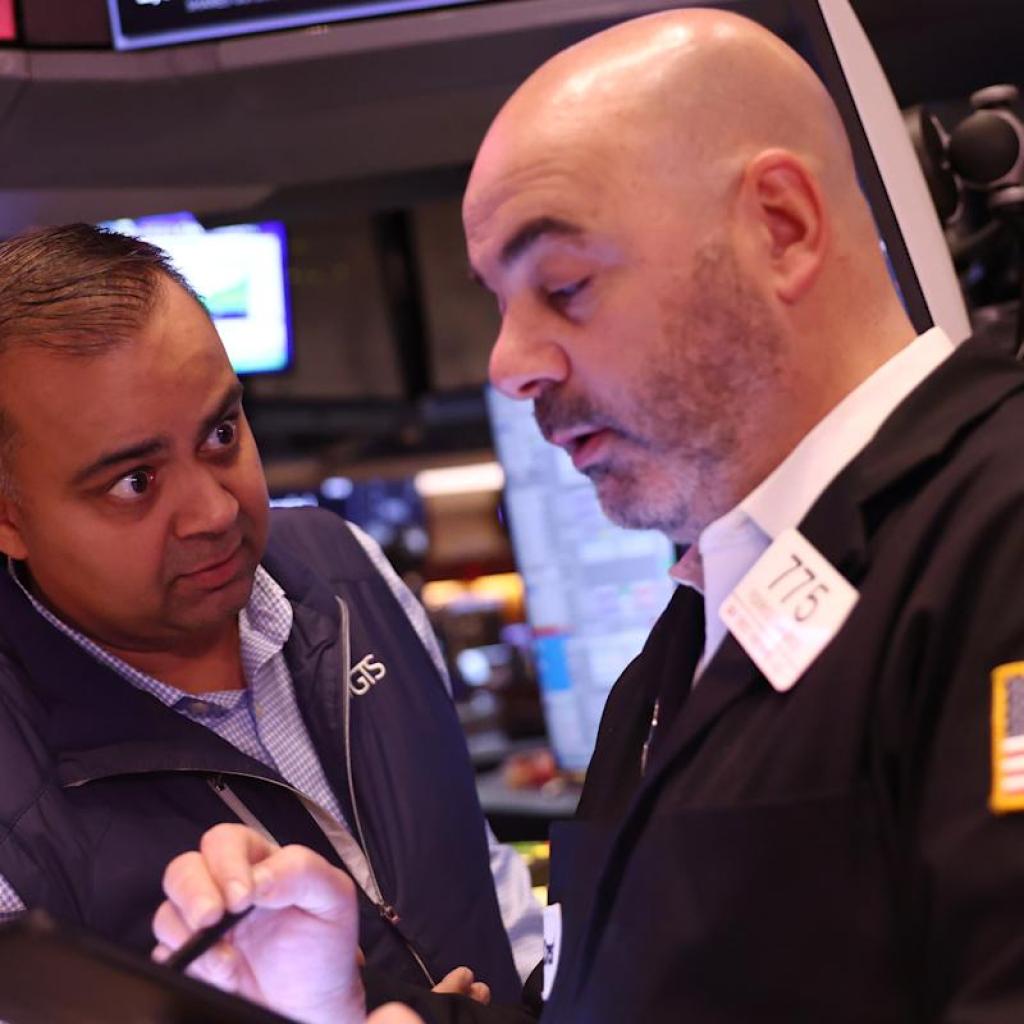Inventory market right now: Dow, S&P 500, Nasdaq transfer larger with Apple earnings within the wings Inventory market right now: Dow, S&P 500, Nasdaq transfer larger with Apple earnings within the wings