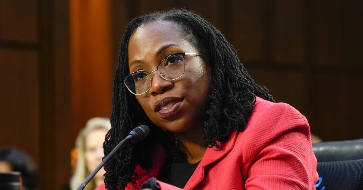 In a scathing dissent, Justice Jackson says the Supreme Court gives the impression it favors ‘moneyed interests’ – FameReddir