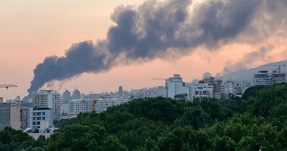U.S. strikes Iranian nuclear sites, Trump says – FameReddir U.S. strikes Iranian nuclear sites, Trump says – FameReddir