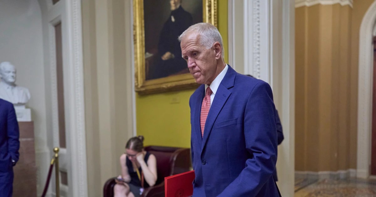 Trump threatens backing primary challenge against GOP Sen. Thom Tillis over his ‘big, beautiful bill’ vote – FameReddir
