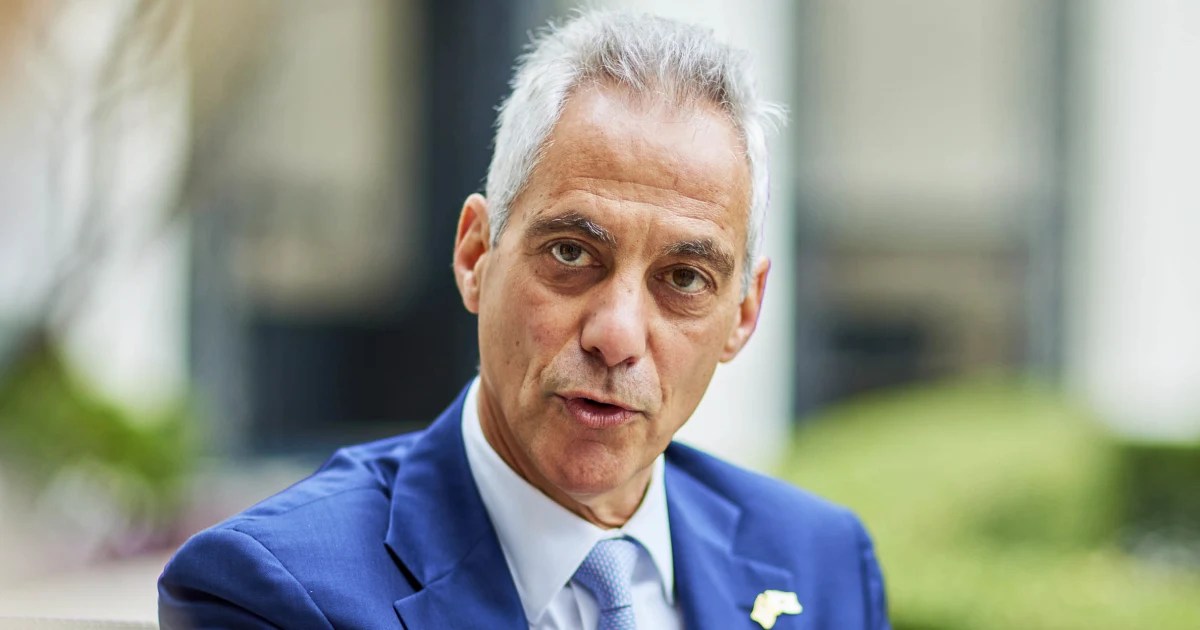 Rahm Emanuel confronts ‘awkward’ prospect of facing a home-state rival in the 2028 presidential race – FameReddir Rahm Emanuel confronts ‘awkward’ prospect of facing a home-state rival in the 2028 presidential race – FameReddir