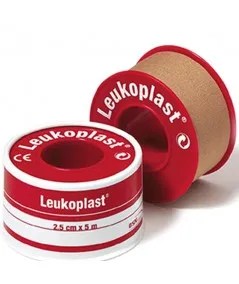 ESPARADRAPO LEUKOPLAST 1 UNIDAD 5 M X 5 CM COLOR CARNE