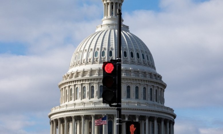Trump-backed deal to avert government shutdown fails in first House vote Trump-backed deal to avert government shutdown fails in first House vote