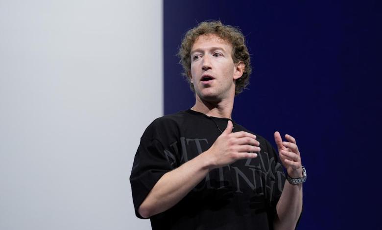 Meta gives up on fact checking for Facebook and Instagram Meta gives up on fact checking for Facebook and Instagram