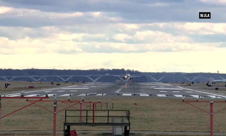Gusts force planes to stop landing in Reagan Country in Washington Gusts force planes to stop landing in Reagan Country in Washington