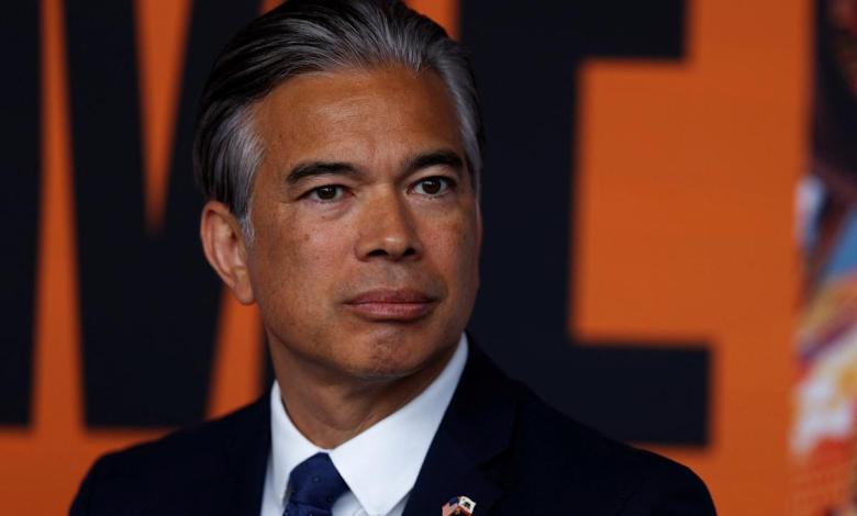 A new California bill would add warning labels to social media platforms A new California bill would add warning labels to social media platforms