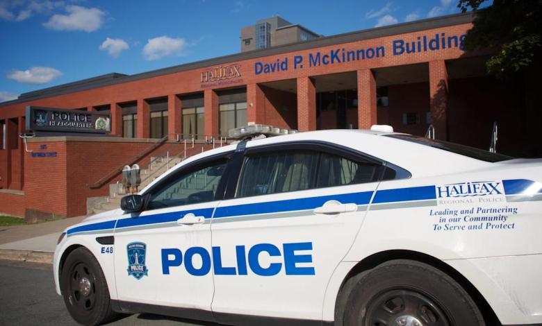 Nova Scotia police warn about scams targeting seniors Nova Scotia police warn about scams targeting seniors