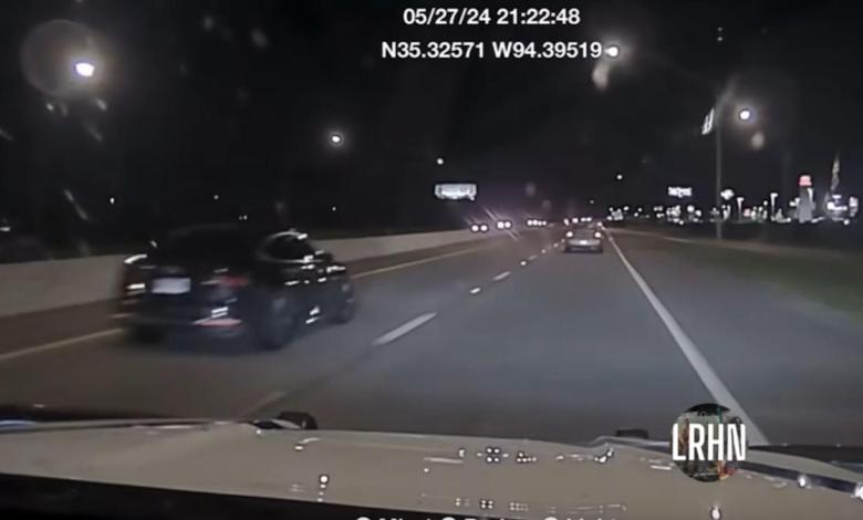 Audi S5 stalls, smokes at Arkansas police officer Audi S5 stalls, smokes at Arkansas police officer