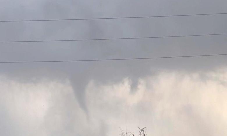 Watch video of storm hitting South Watch video of storm hitting South