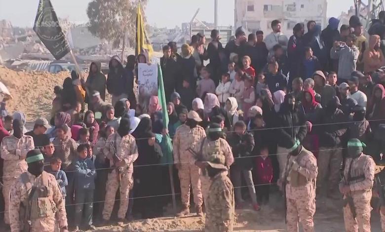 Crowds gathered with militants preparing to release more hostages Crowds gathered with militants preparing to release more hostages