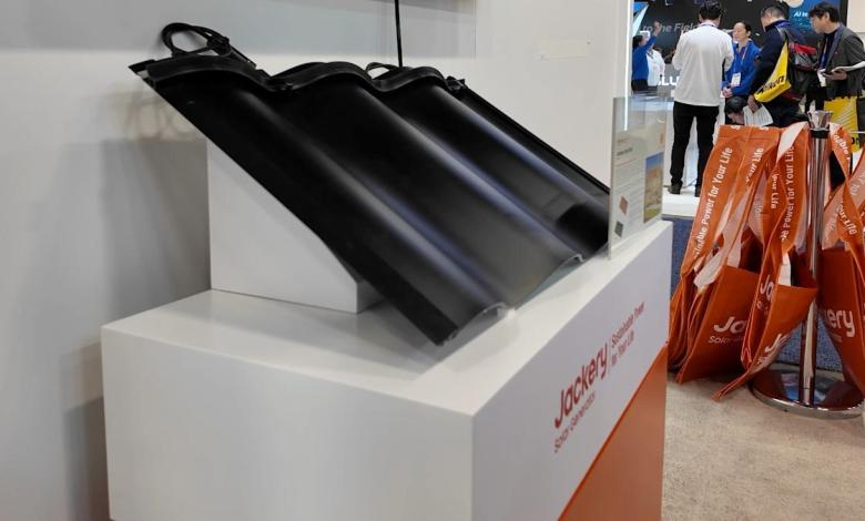 Jackery’s curved solar roof tiles are so normie even your HOA might like them Jackery’s curved solar roof tiles are so normie even your HOA might like them