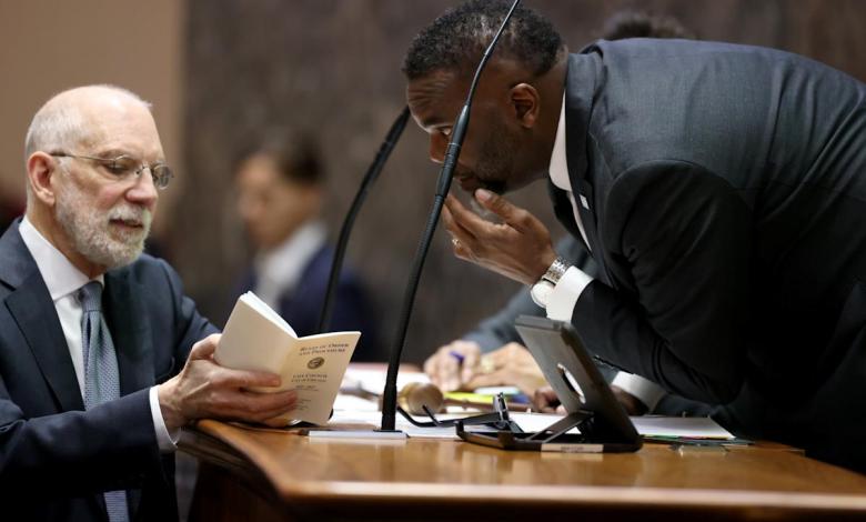 City Council passed Mayor Brandon Johnson’s 0 million infrastructure bond program City Council passed Mayor Brandon Johnson’s 0 million infrastructure bond program