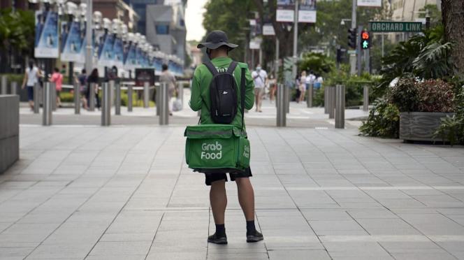 Grab Shares Plummet Following Disappointing Outlook Amid Internet Industry Downturn Grab Shares Plummet Following Disappointing Outlook Amid Internet Industry Downturn
