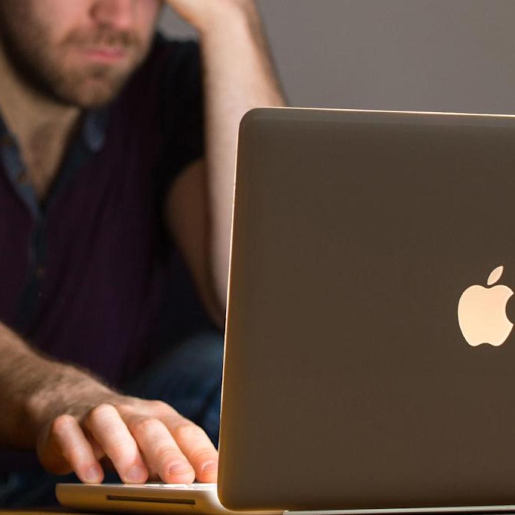 Encouraging Vulnerable Customers to Obtain Support from Financial Services Firms Encouraging Vulnerable Customers to Obtain Support from Financial Services Firms