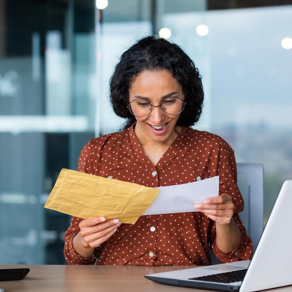 5 Savvy Strategies for Making the Most of Your Year-End Bonus 5 Savvy Strategies for Making the Most of Your Year-End Bonus