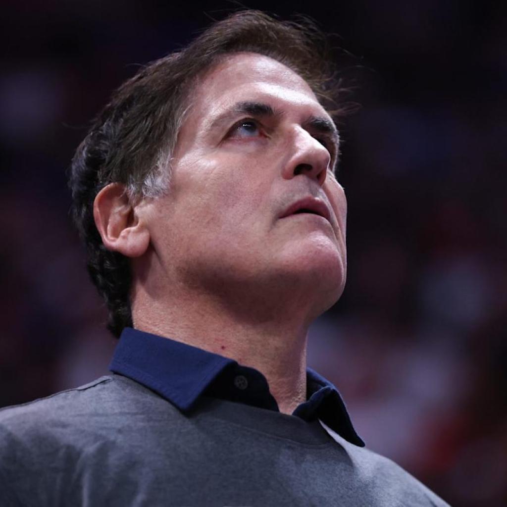 Billionaire Investor Mark Cuban Sounds Alarm: ‘This is How Recessions Begin’ Amid Federal Spending Cuts Impacting the Economy Billionaire Investor Mark Cuban Sounds Alarm: ‘This is How Recessions Begin’ Amid Federal Spending Cuts Impacting the Economy