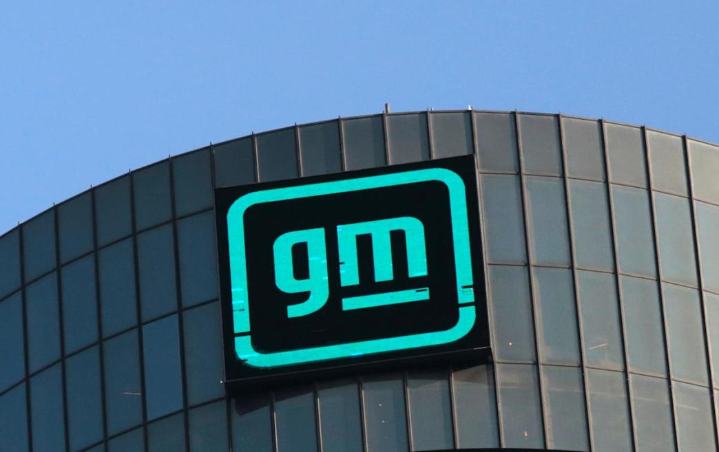 Everyone’s Eyeing the Banking Game, but Traditional Banks Aren’t Pleased. Everyone’s Eyeing the Banking Game, but Traditional Banks Aren’t Pleased.