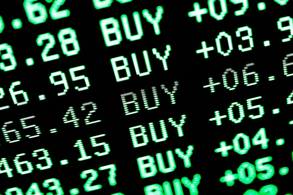 BMO: Canadian Oil and Gas CEOs Invest Millions in Company Stock BMO: Canadian Oil and Gas CEOs Invest Millions in Company Stock